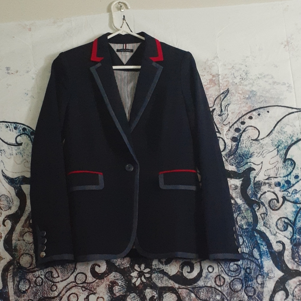 Tommy Hilfiger suit for women